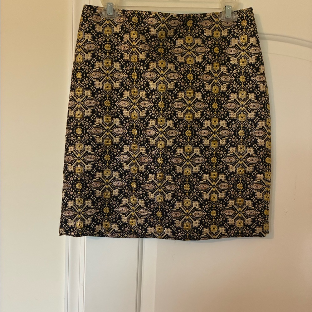 J. McLaughlin Black, Pink, and Gold Geometric Pencil Skirt